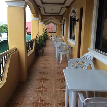 Sunrise Apartelle Олонгапо Екстериор снимка