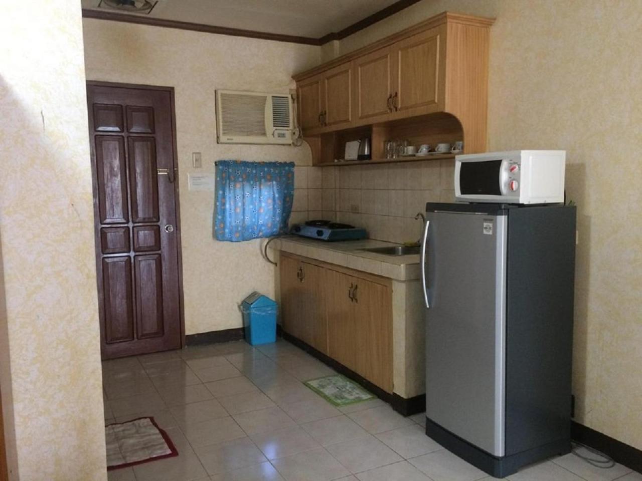 Sunrise Apartelle Олонгапо Екстериор снимка