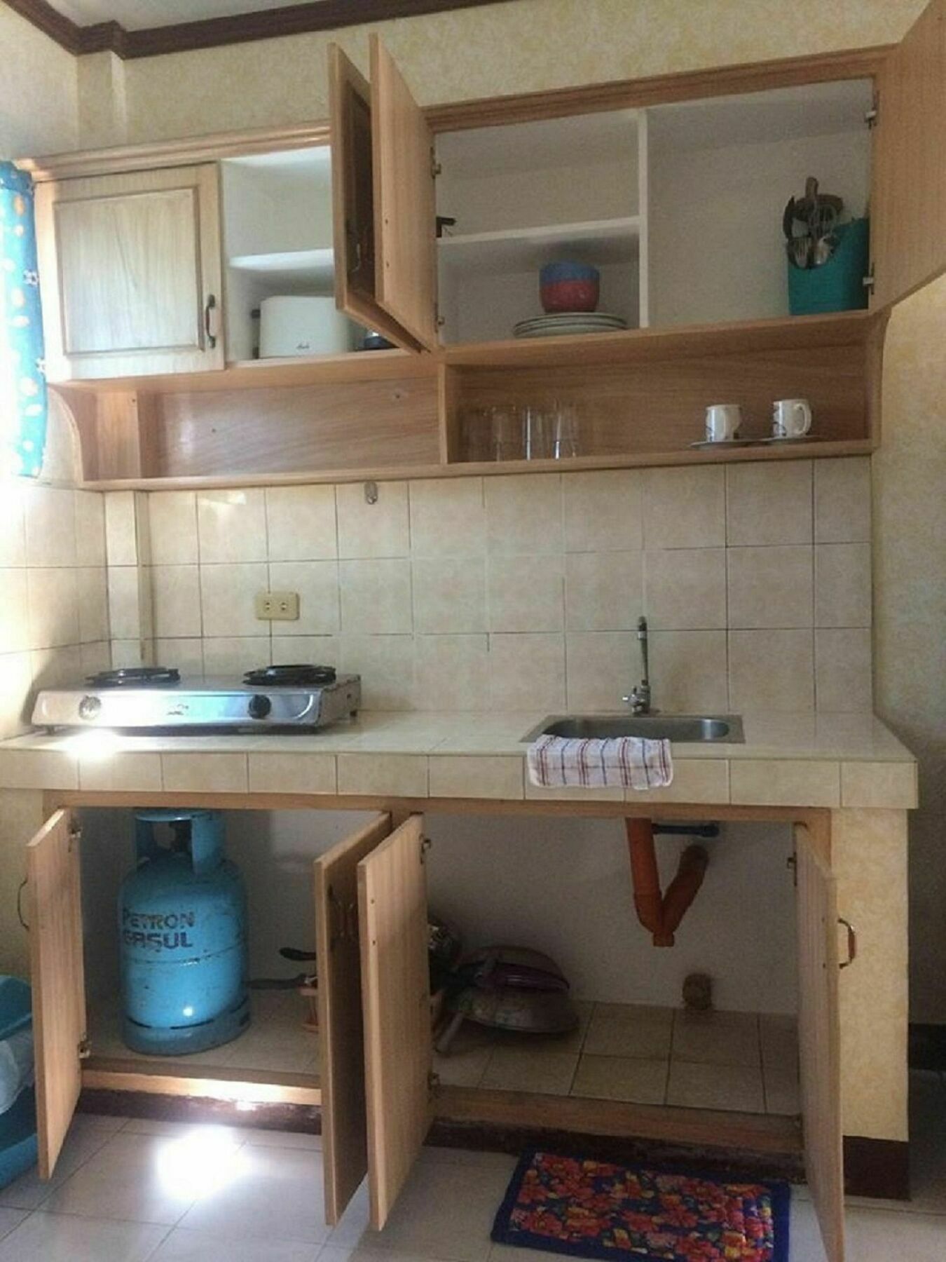 Sunrise Apartelle Олонгапо Екстериор снимка